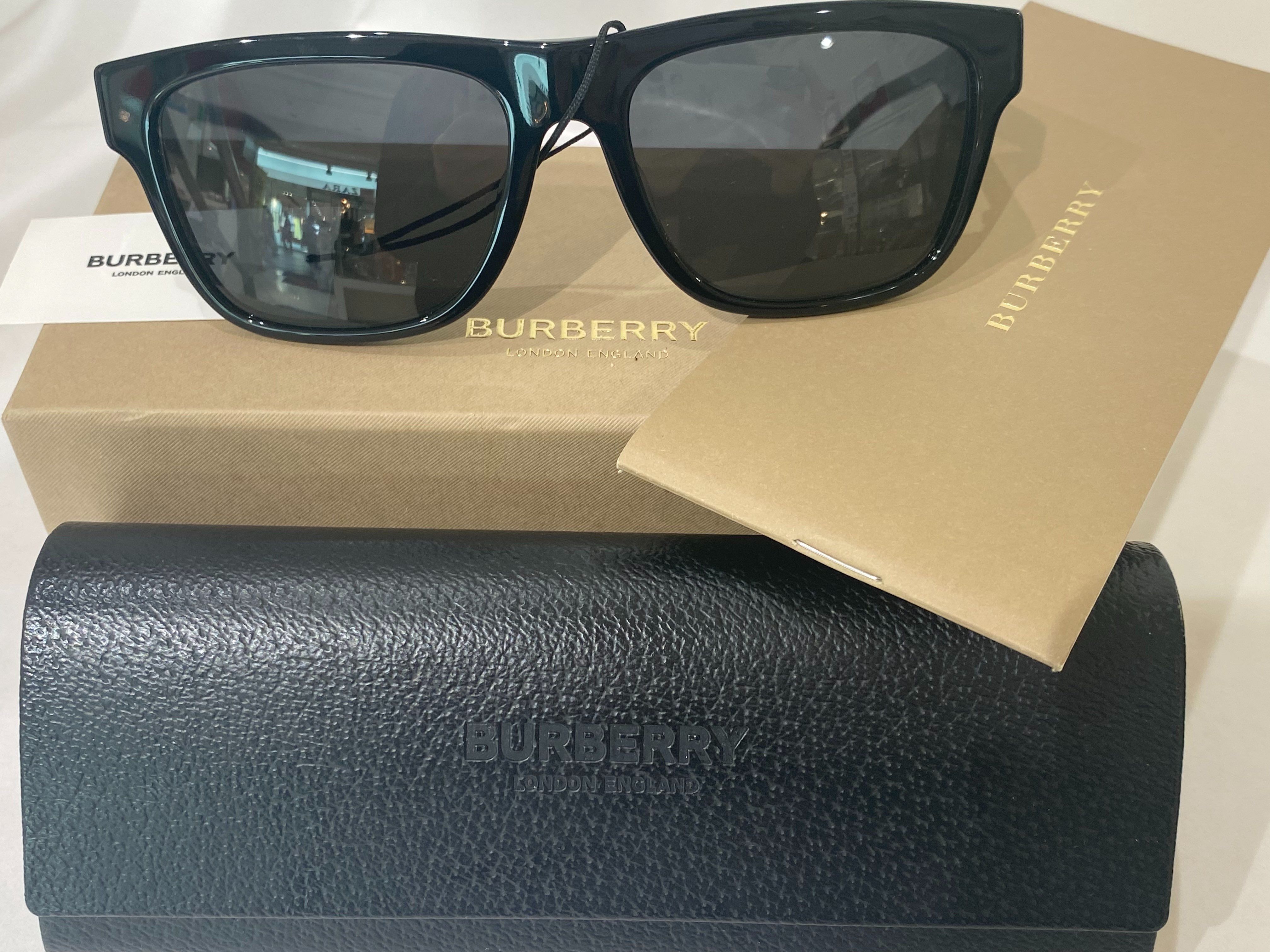 バーバリー サングラス スクエアフレーム ブラック