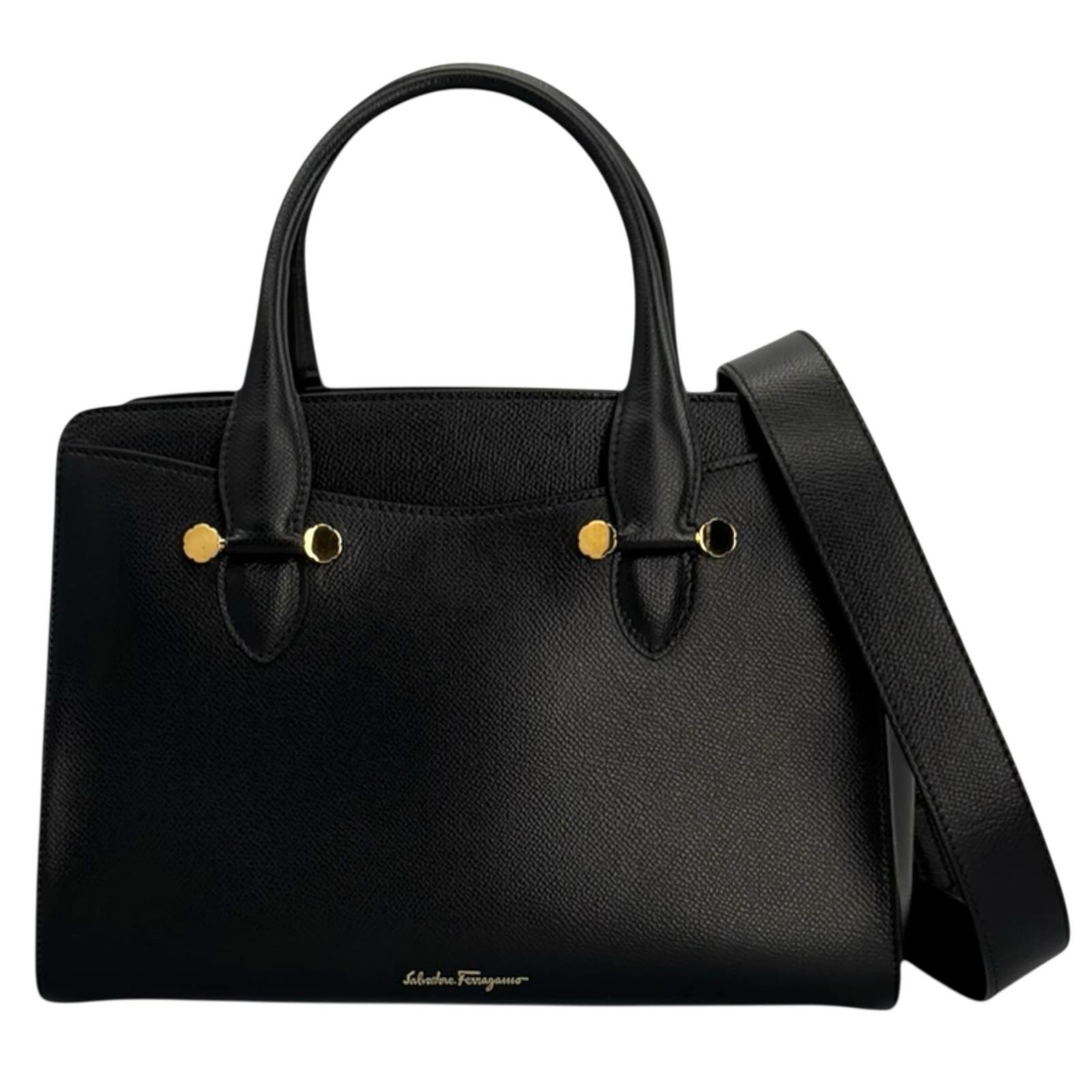 サルヴァトーレフェラガモ ショルダーバッグ レザー ブラック レディース Salvatore Ferragamo  中古