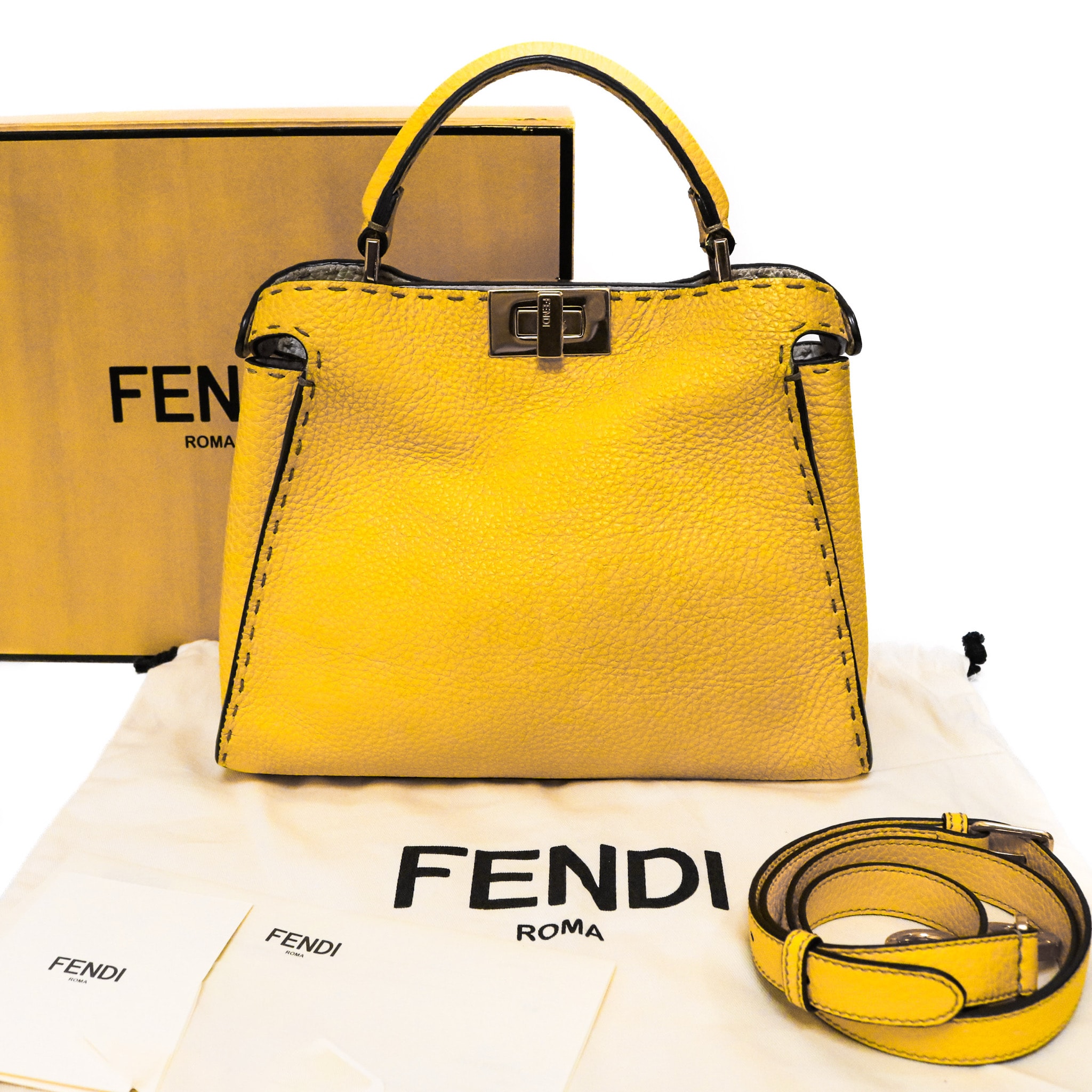 【美品】フェンディ ピーカブー エッセンシャリー バッグ 8BN302 イエロー