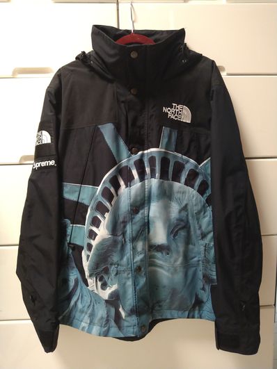 Supreme x The North Face Statue of Liberty Mountain Jacket "Black"