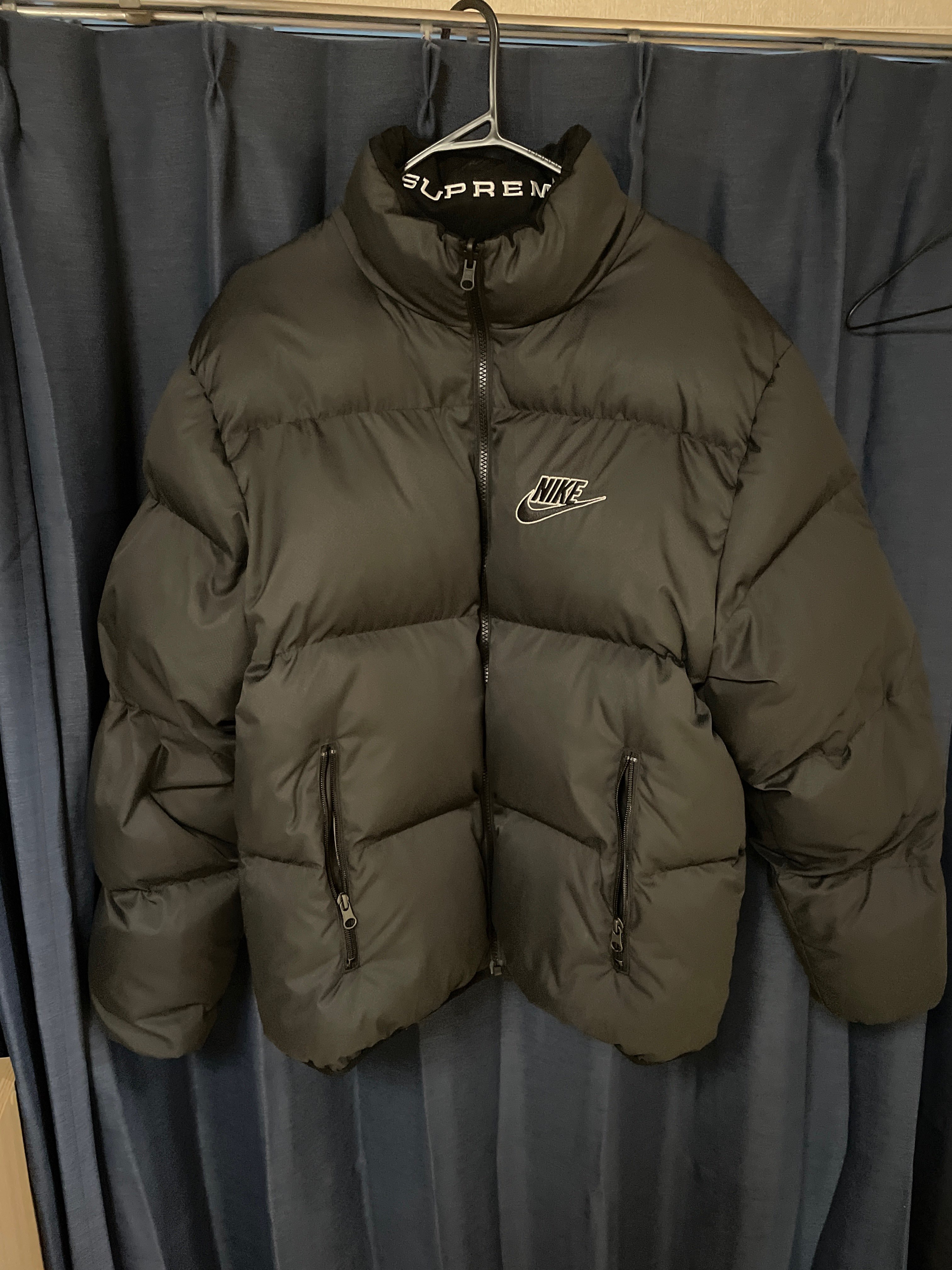 Supreme / Nike® Reversible Puffy Jacket "Black"