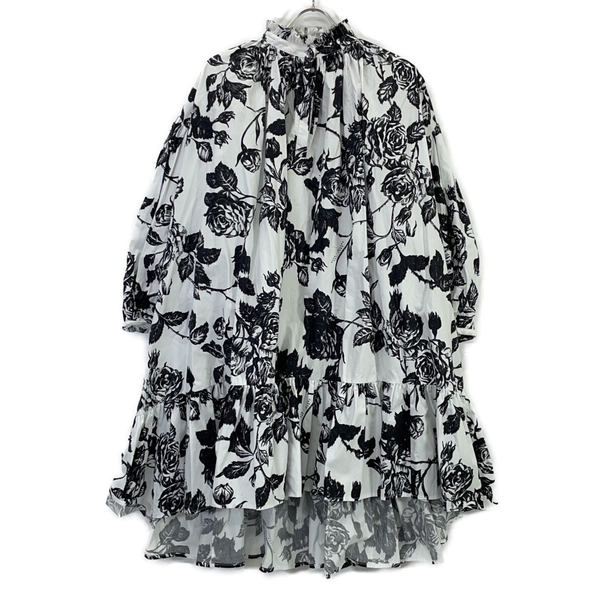 THEREDTHREAD S Oval Pleats Dress 