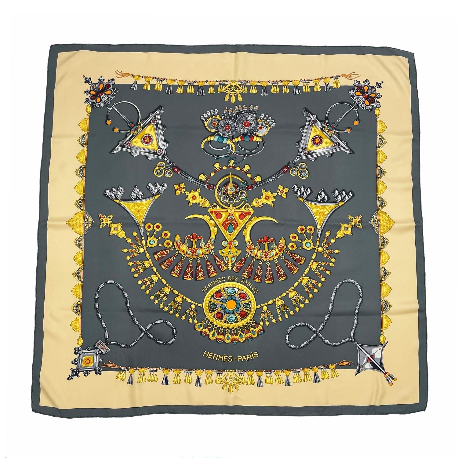 HERMES エルメス カレ90 PARURES DES SABLES 砂漠のアクセサリー 宝石柄 スカーフ
 シルク グリーン ユニセックス
 【中古】