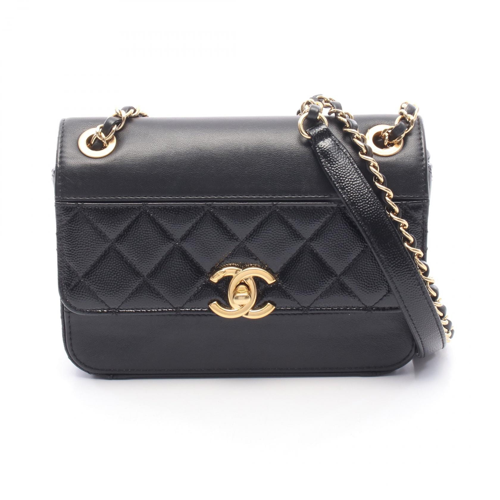 シャネル CHANEL マトラッセ ミニ ショルダーバッグ バッグ レザー カーフ(牛革) レディース ブラック系 【中古】
