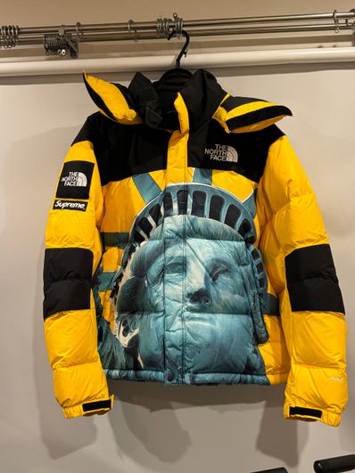 Supreme x The North Face Statue of Liberty Baltoro Jacket "Yellow"