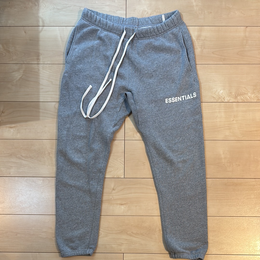 FEAR OF GOD essentials スウェットパンツ