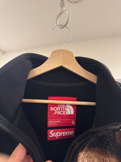 Supreme x The North Face Bleached Denim Print Fleece Jacket "Black"
