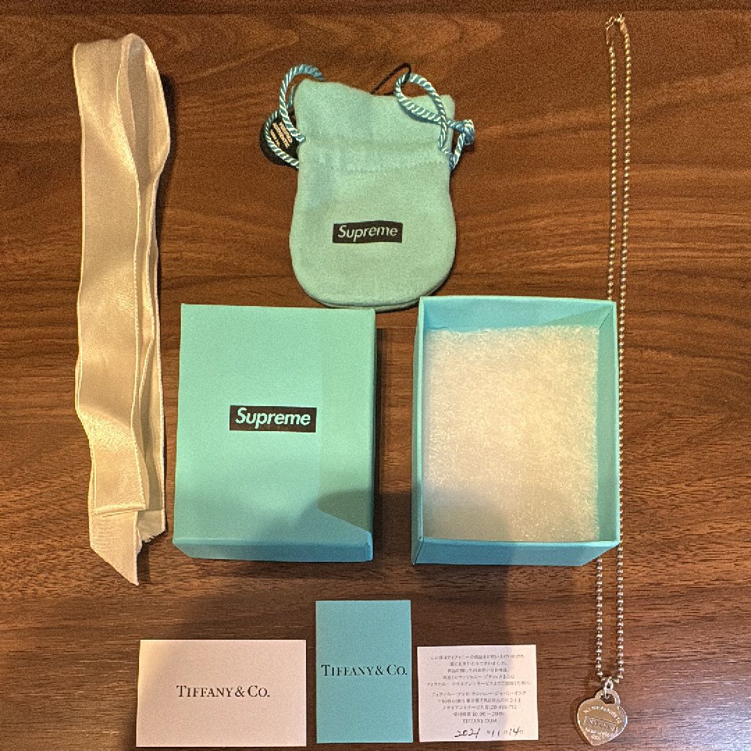 Supreme / Tiffany & Co. Return to Tiffany Heart Tag Pendant "Silver"