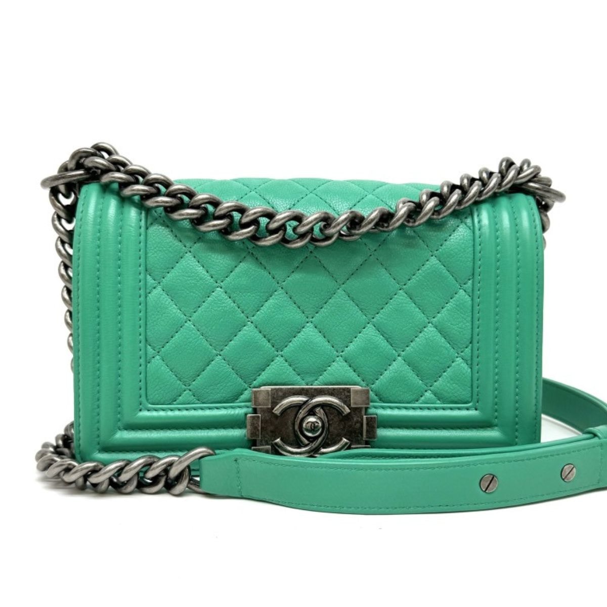 シャネル CHANEL ボーイシャネル バッグ ショルダーバッグ カーフスキン グリーン Green 緑 シルバー金具 チェーンショルダーバッグ ダブルチェーン ココマーク マトラッセ