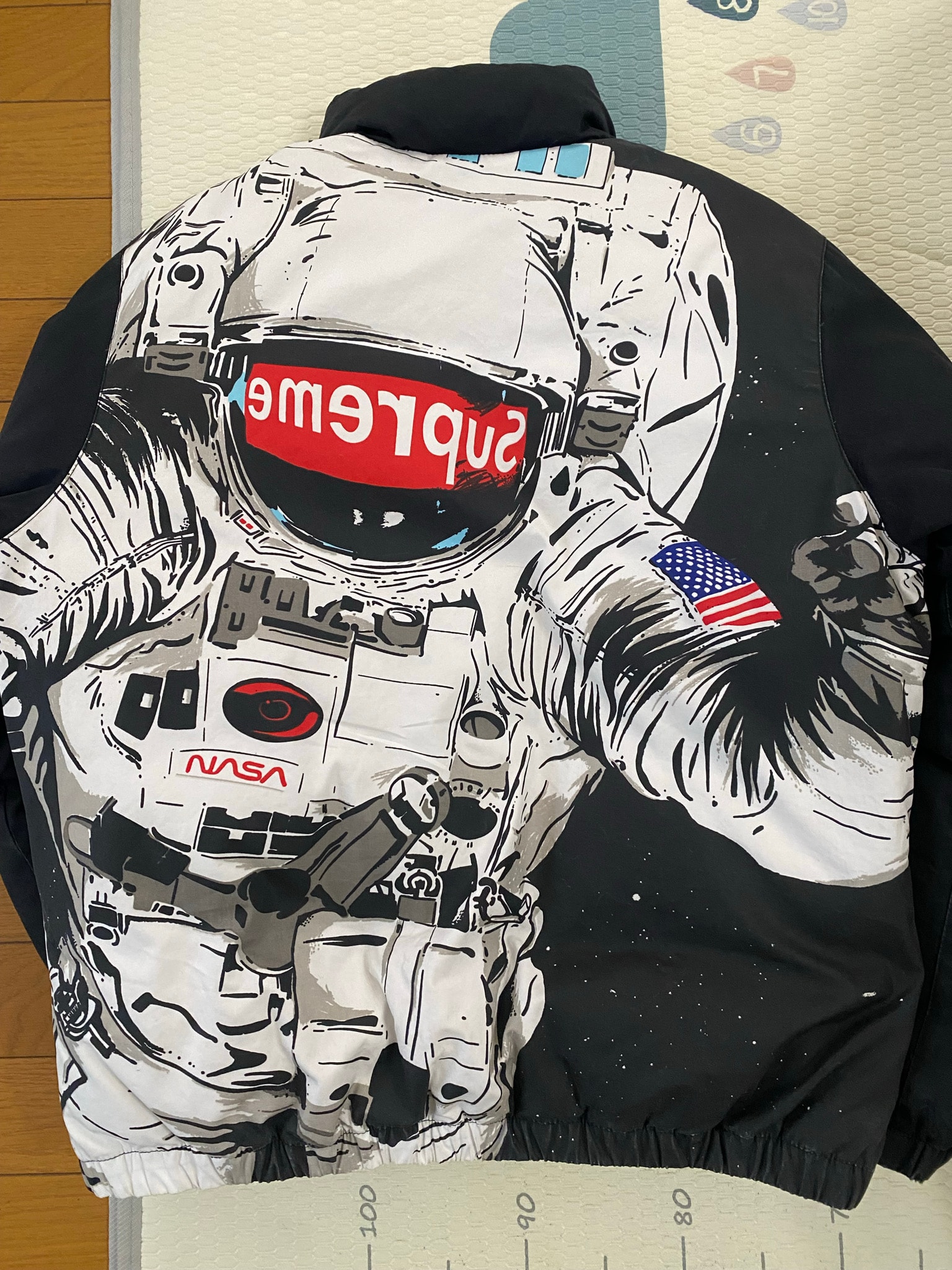 Supreme Astronaut Puffy Jacket Black