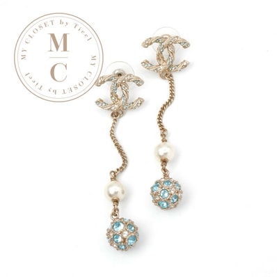 シャネル CHANEL ピアス イヤリング ゴールド ブルー ココマーク ラインストーン パール ぶら下がり チェーン ボール