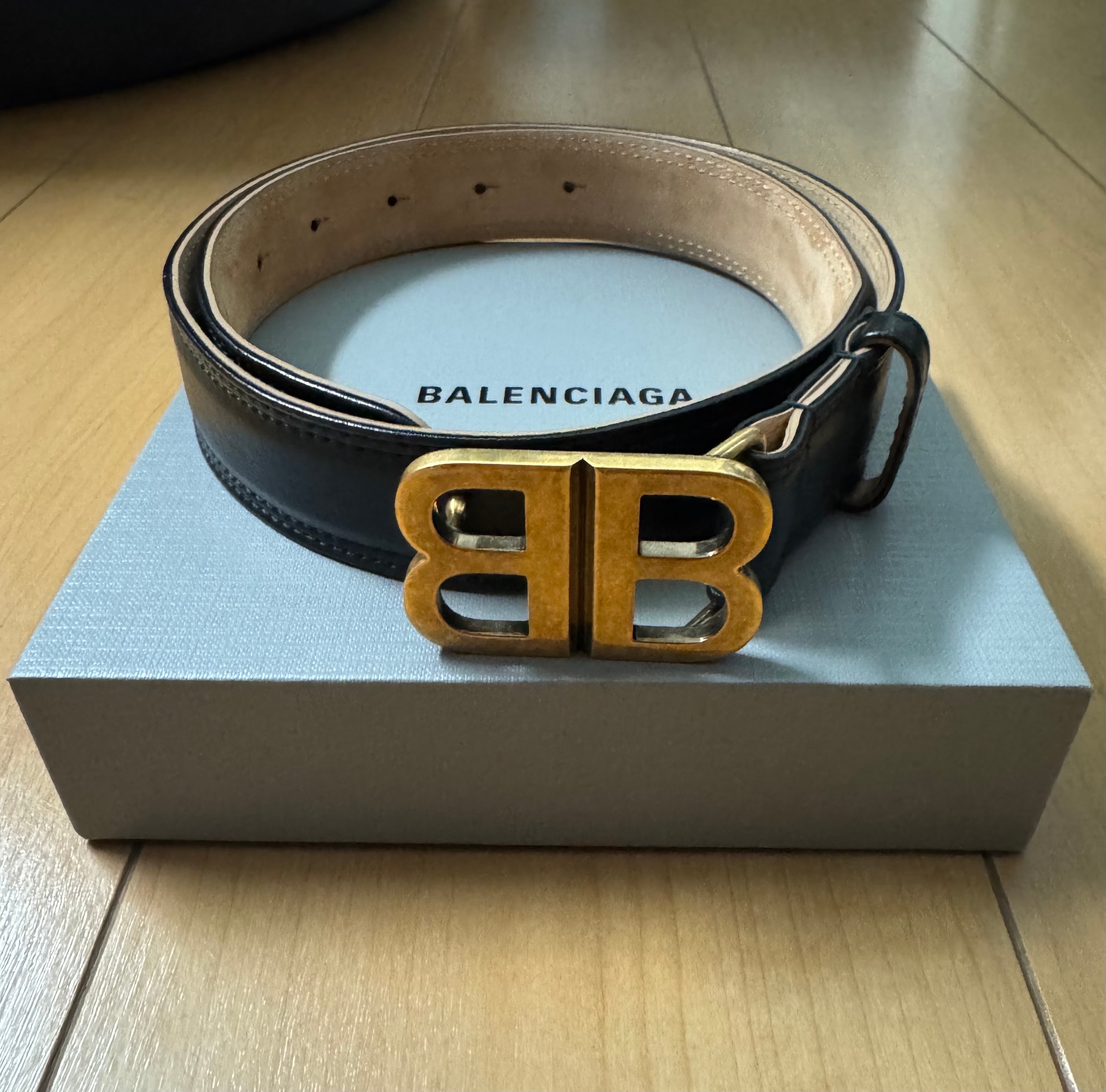 バレンシアガ x アンダーアーマー® ベルト 