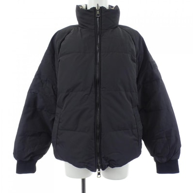 バーバリー BURBERRY 8122727 ダウンジャケット