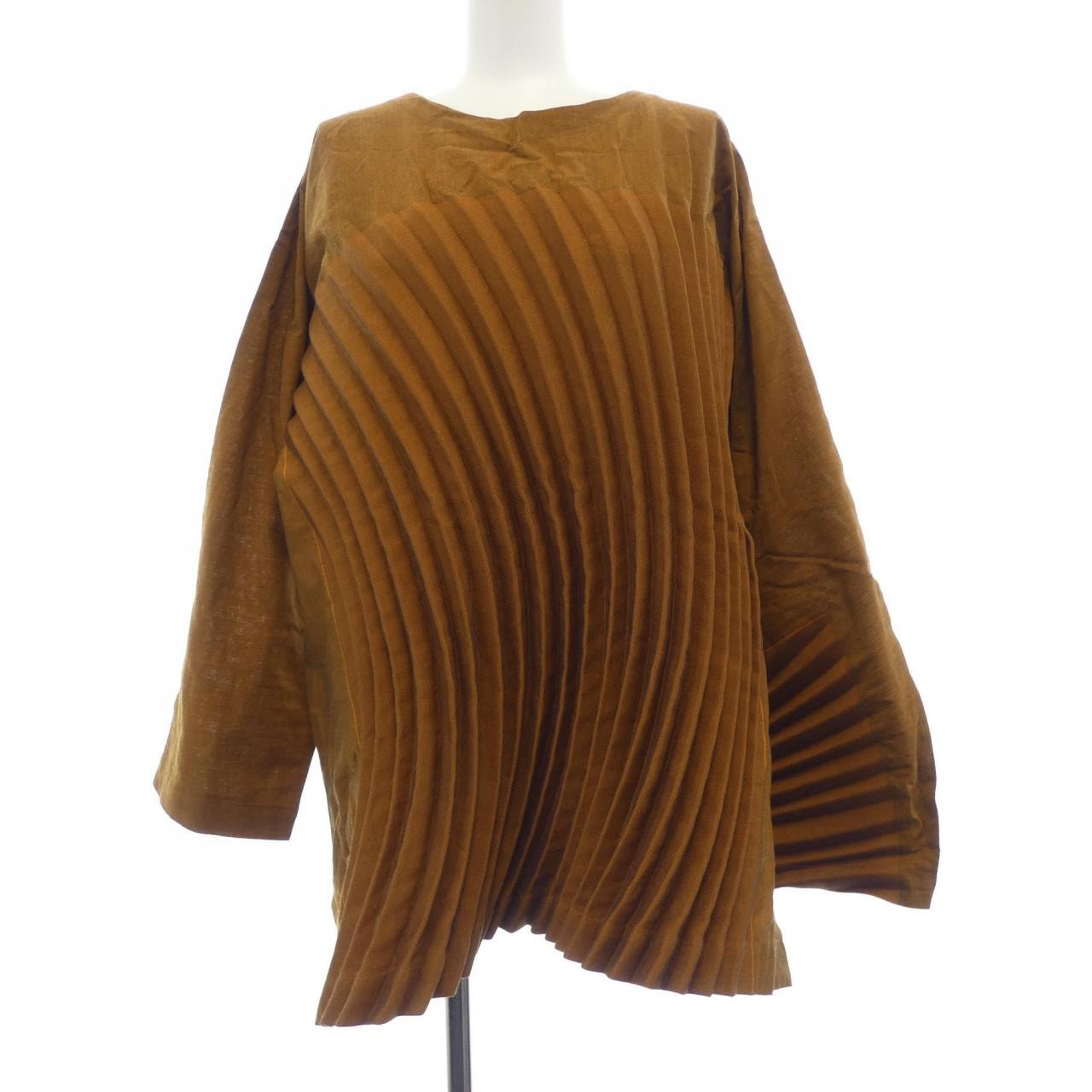 イッセイミヤケ ISSEY MIYAKE IM13FJ136 トップス