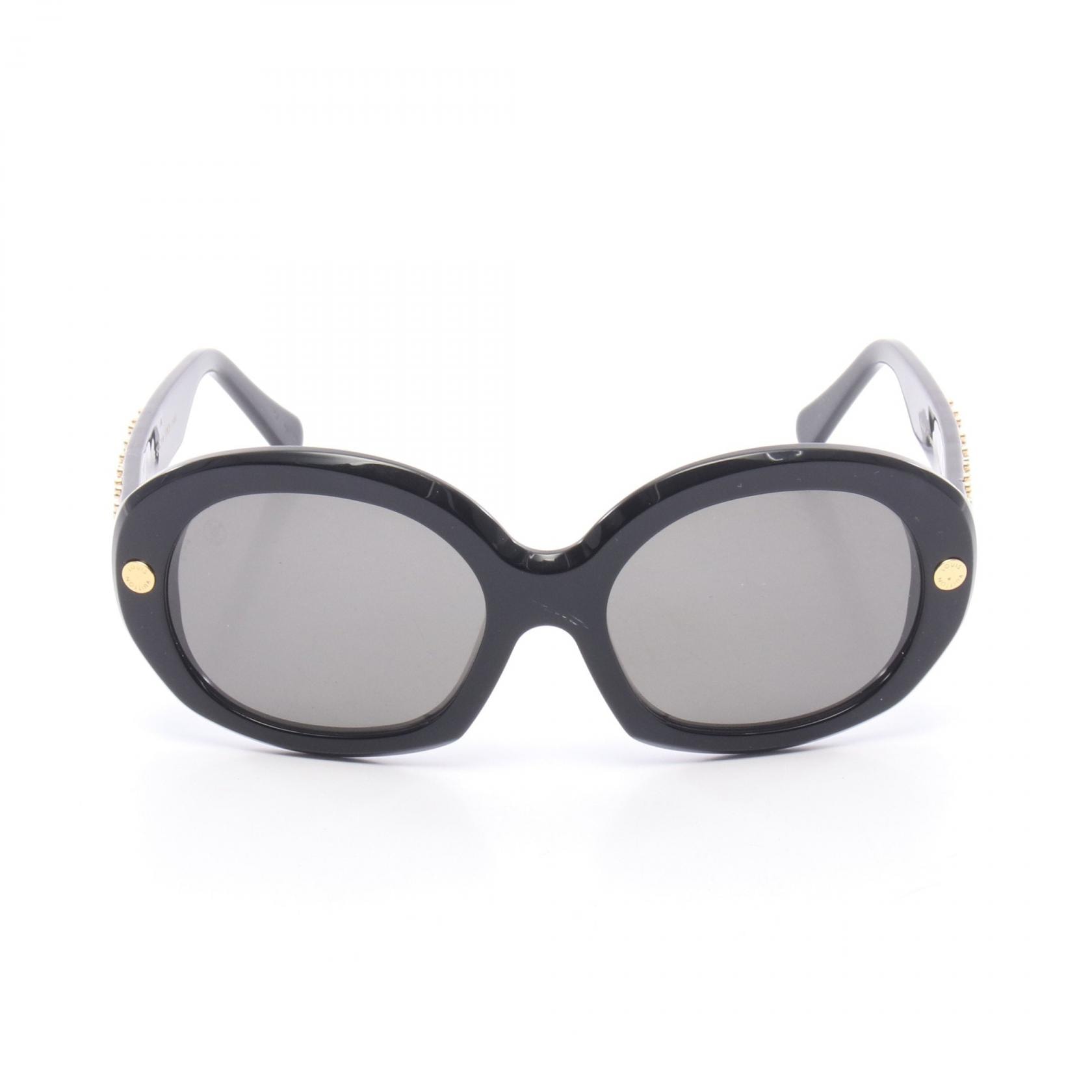 ルイ・ヴィトン LOUIS VUITTON La Piscine Studs サングラス 衣料品 プラスチック レディース ブラック系 Z1049U 【中古】