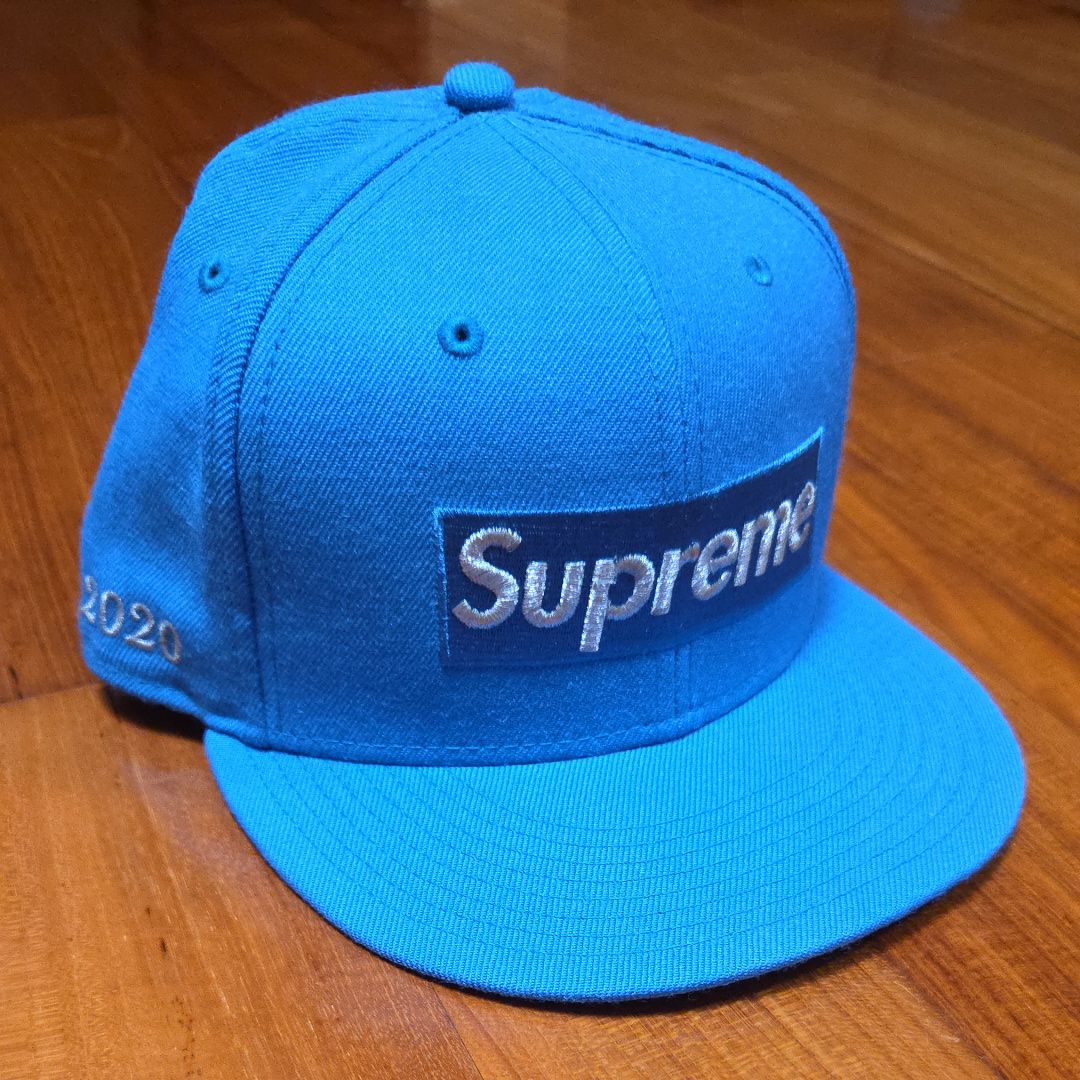 Supreme $1M Metallic Box Logo New Era® "Blue"