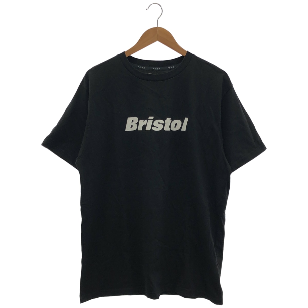 エフシーリアルブリストル 22S FCRB-220141 ブラック DISNEY FOOTBALL CITY TEE