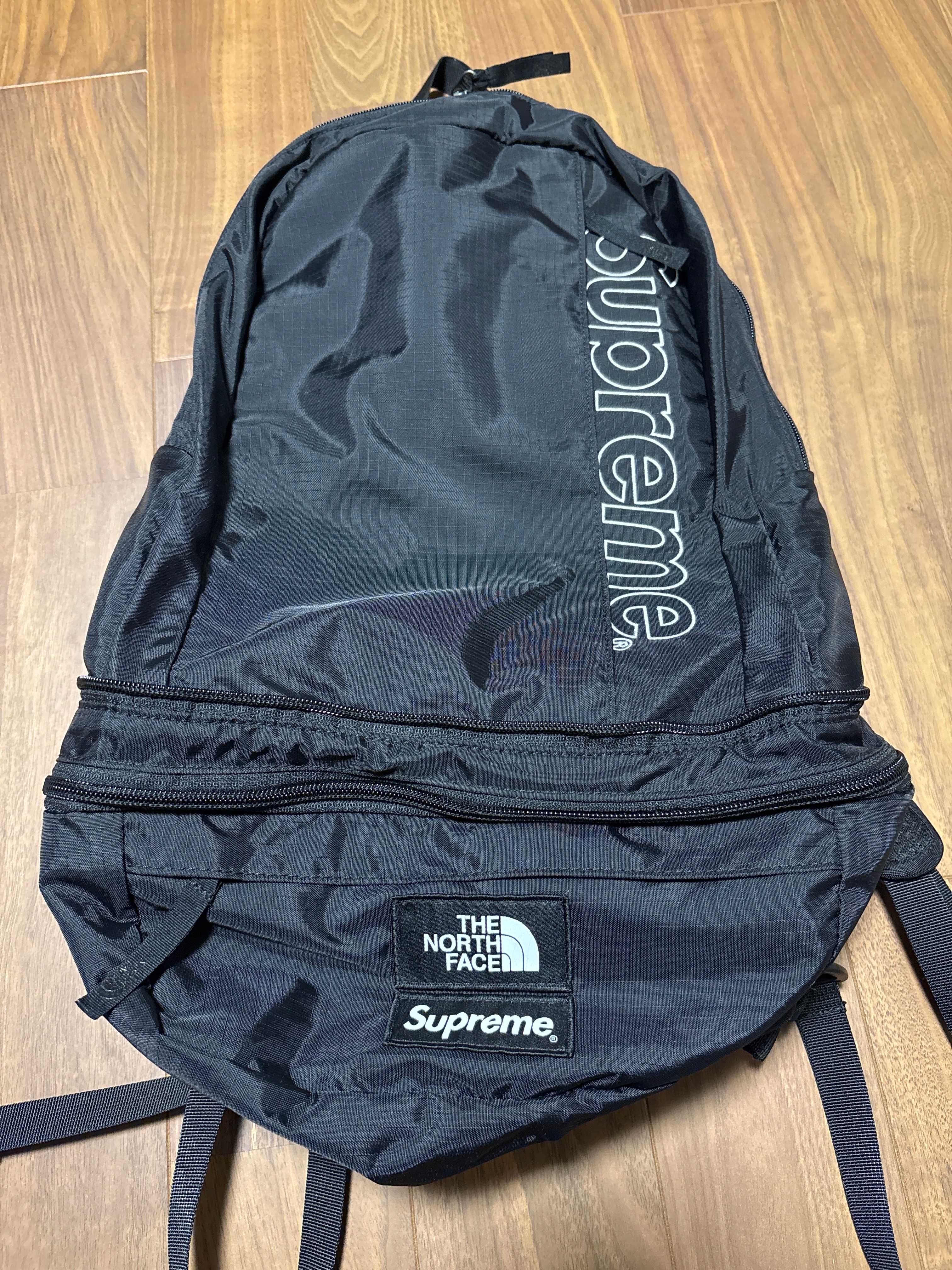 Supreme x The North Face Trekking Convertible Backpack + Waist Bag