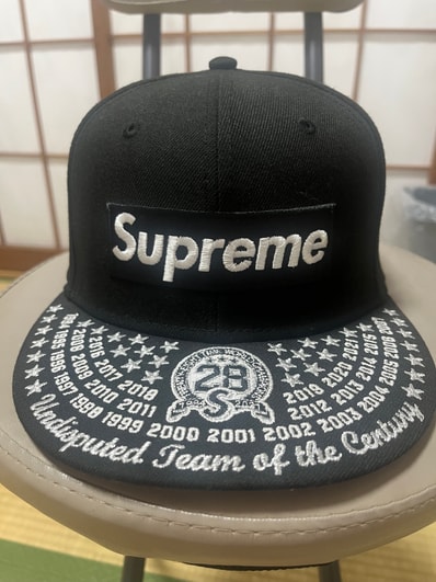 Supreme Undisputed Box Logo New Era "Black"