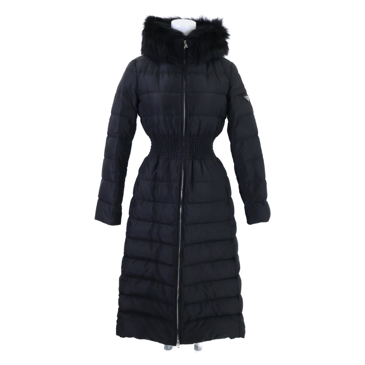 プラダ 【美品/国内正規/24年製】29E364 トライアングルプレート ファー付フーディダウン 36