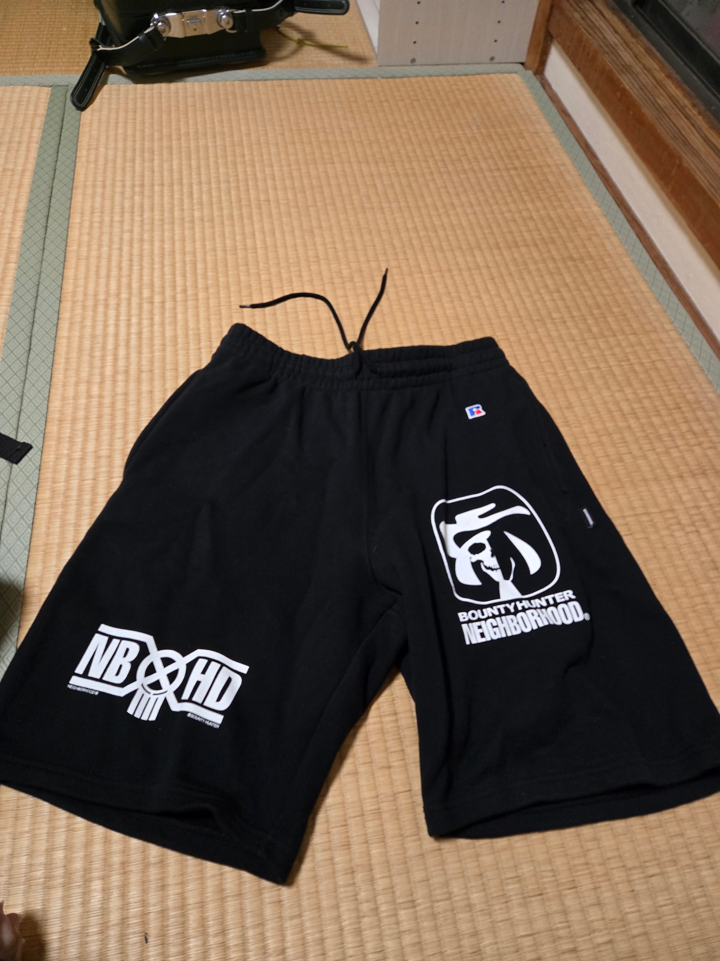 NEIGHBORHOOD x BOUNTY HUNTER x RUSSELL ATHLETIC Sweat Short Pants "Black"