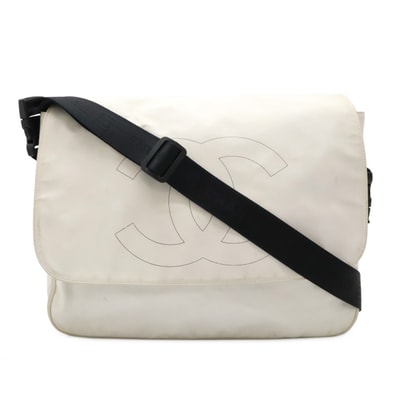 シャネル スポーツラインメッセンジャーバッグ レディース