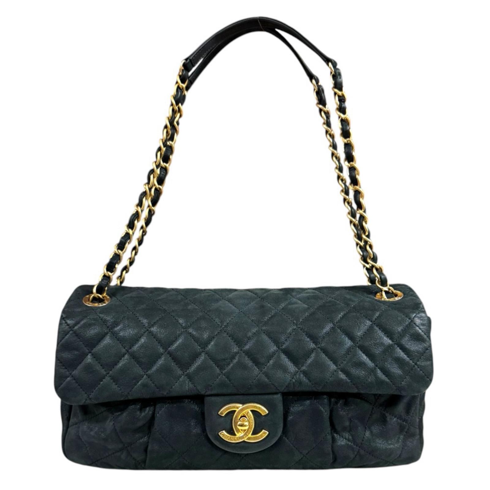 シャネル マトラッセ ショルダーバッグ レザー ブラック レディース CHANEL 中古