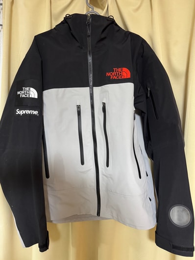 Supreme x The North Face Taped Seam Shell Jacket "Grey"