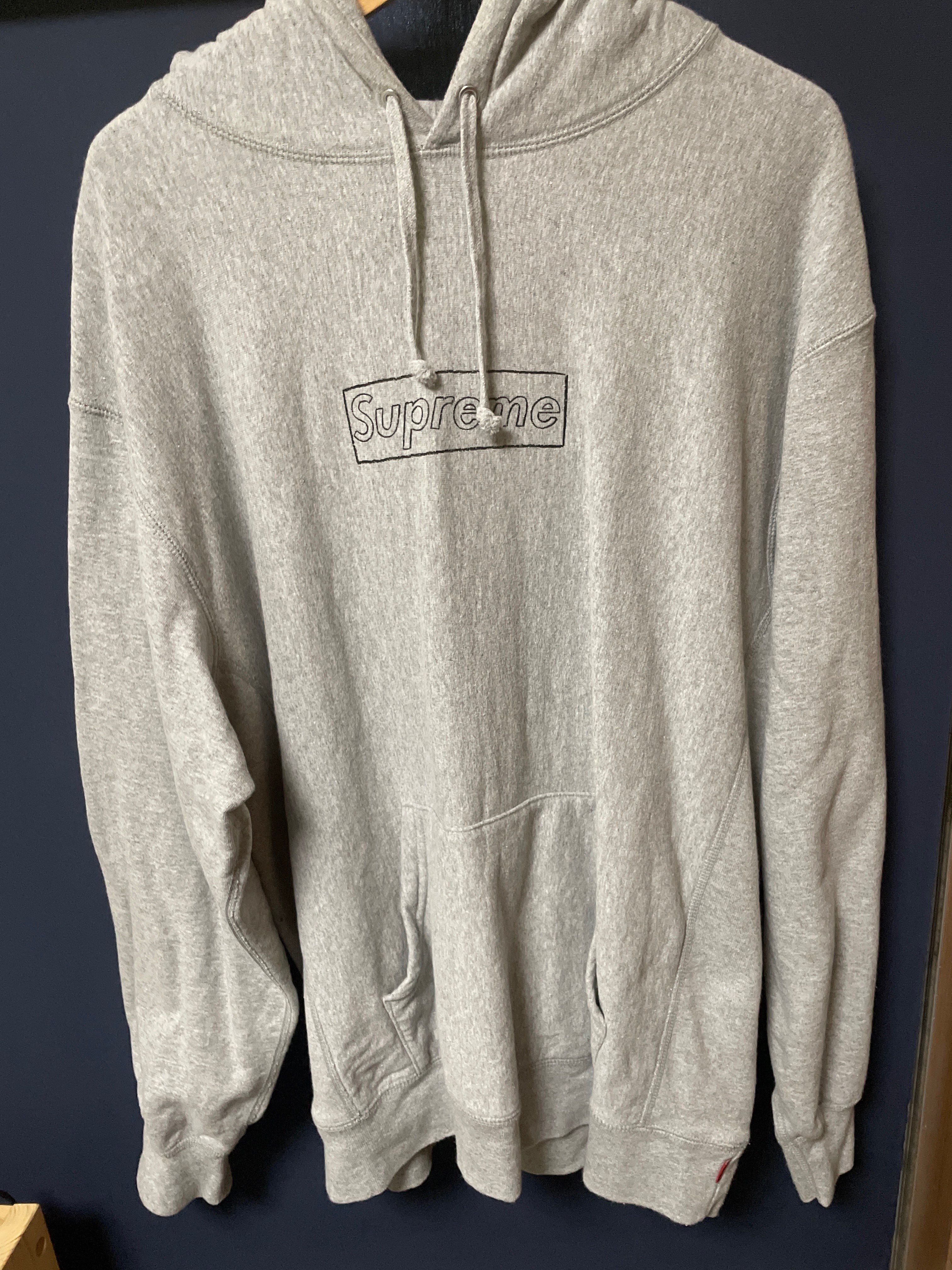 Supreme KAWS Chalk Logo Hooded Sweatshirt "Grey"(2021)