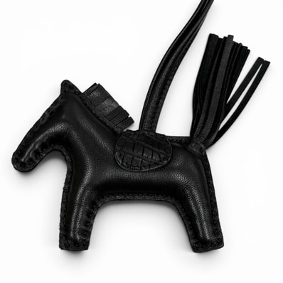 美品 エルメス バッグチャーム ロデオチャーム タッチ PM レディース