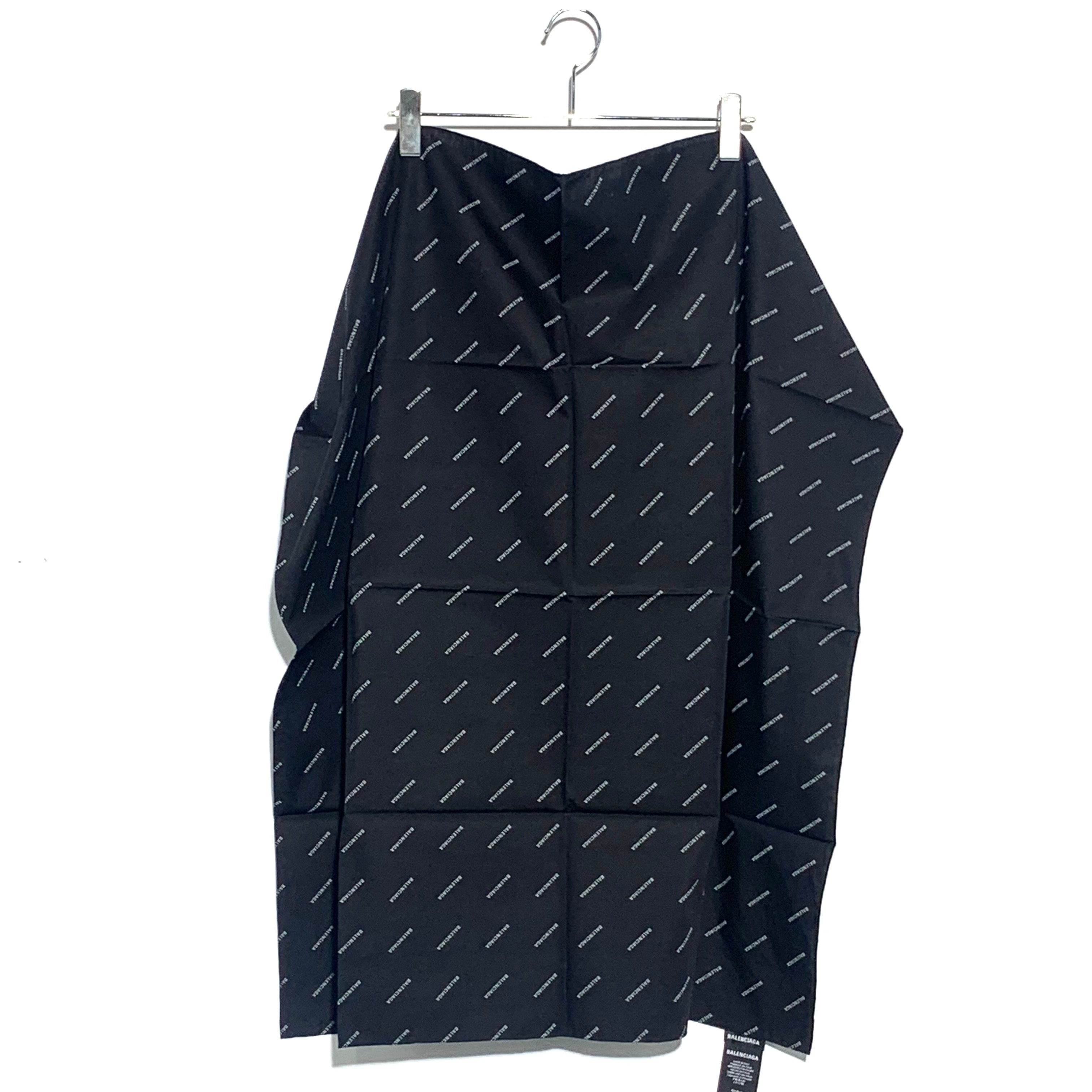 BALENCIAGA ロゴパターン スカーフ