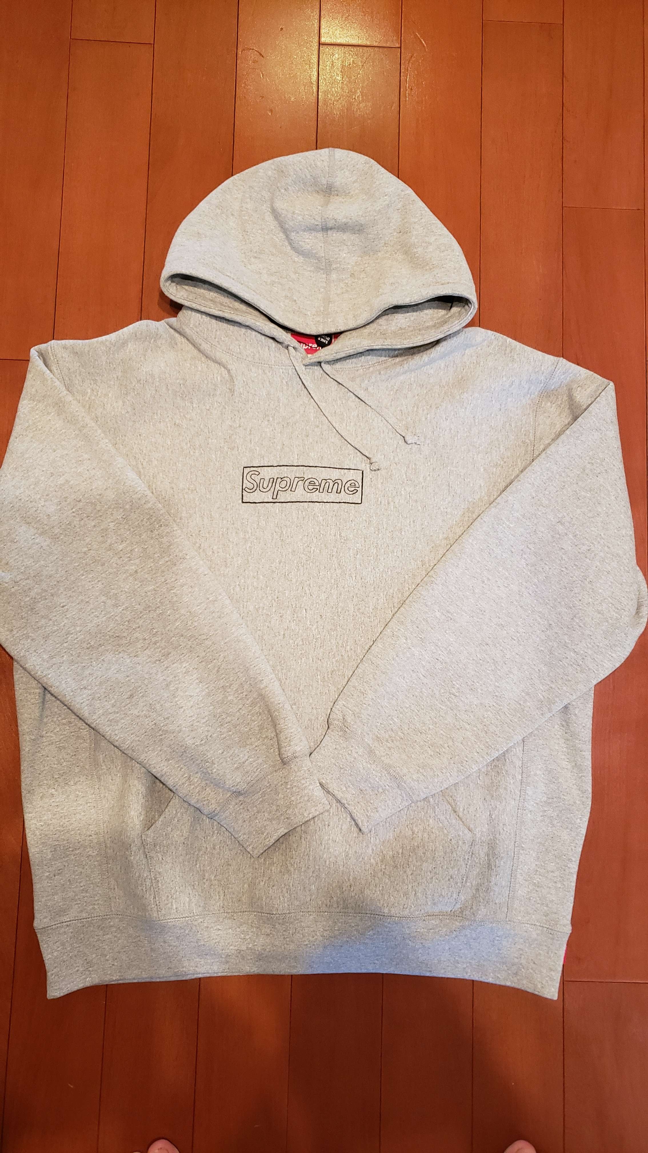 Supreme KAWS Chalk Logo Hooded Sweatshirt "Grey"(2021)