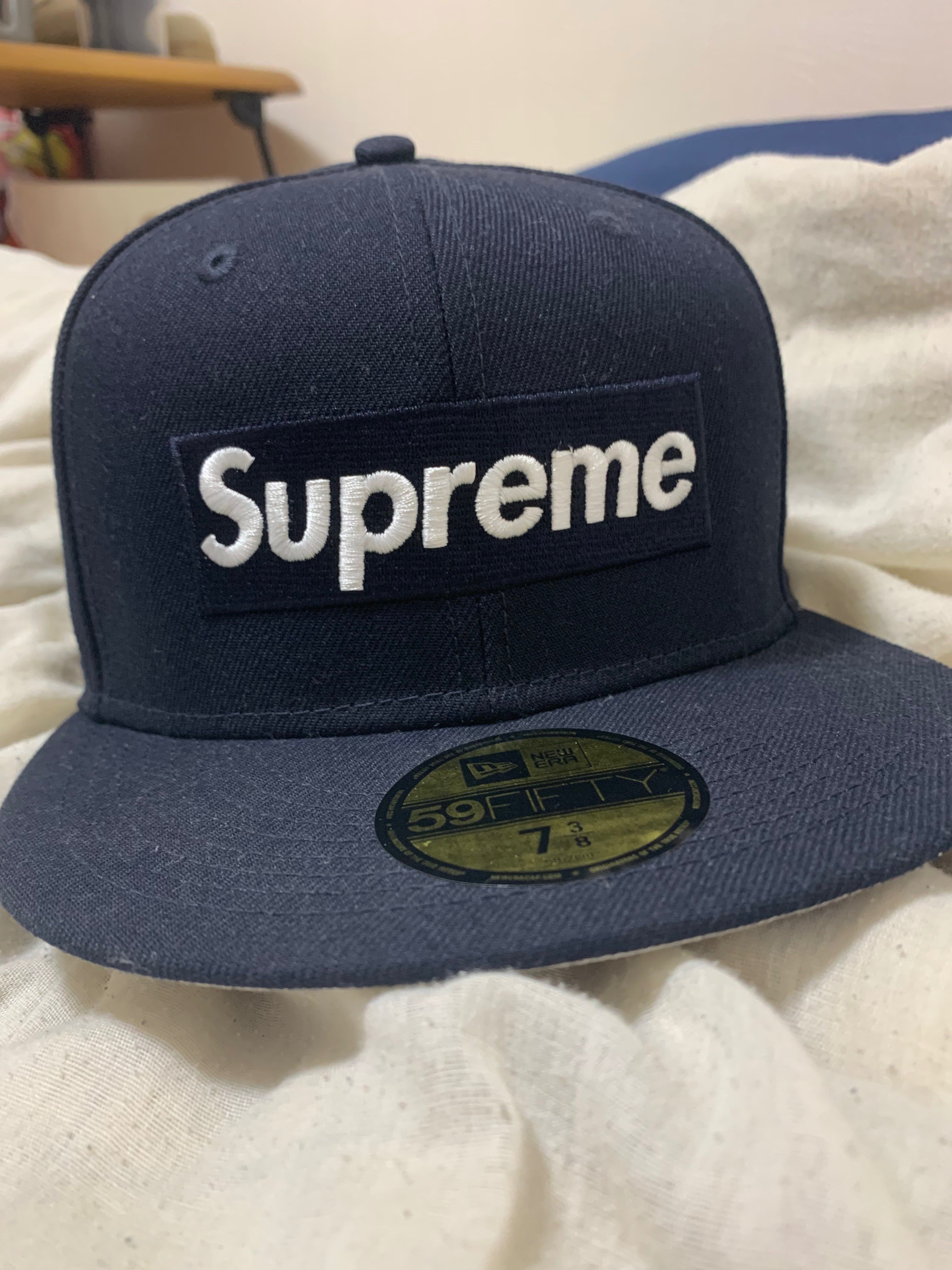 Supreme Champions Box Logo New Era® "Navy"