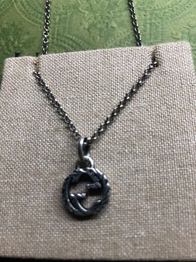 GUCCI Interlocking G Pendant Necklace