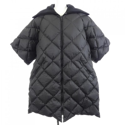 エルメス HERMES LA PROMENADE DU MATIN 2H0160D4 ダウンジャケット