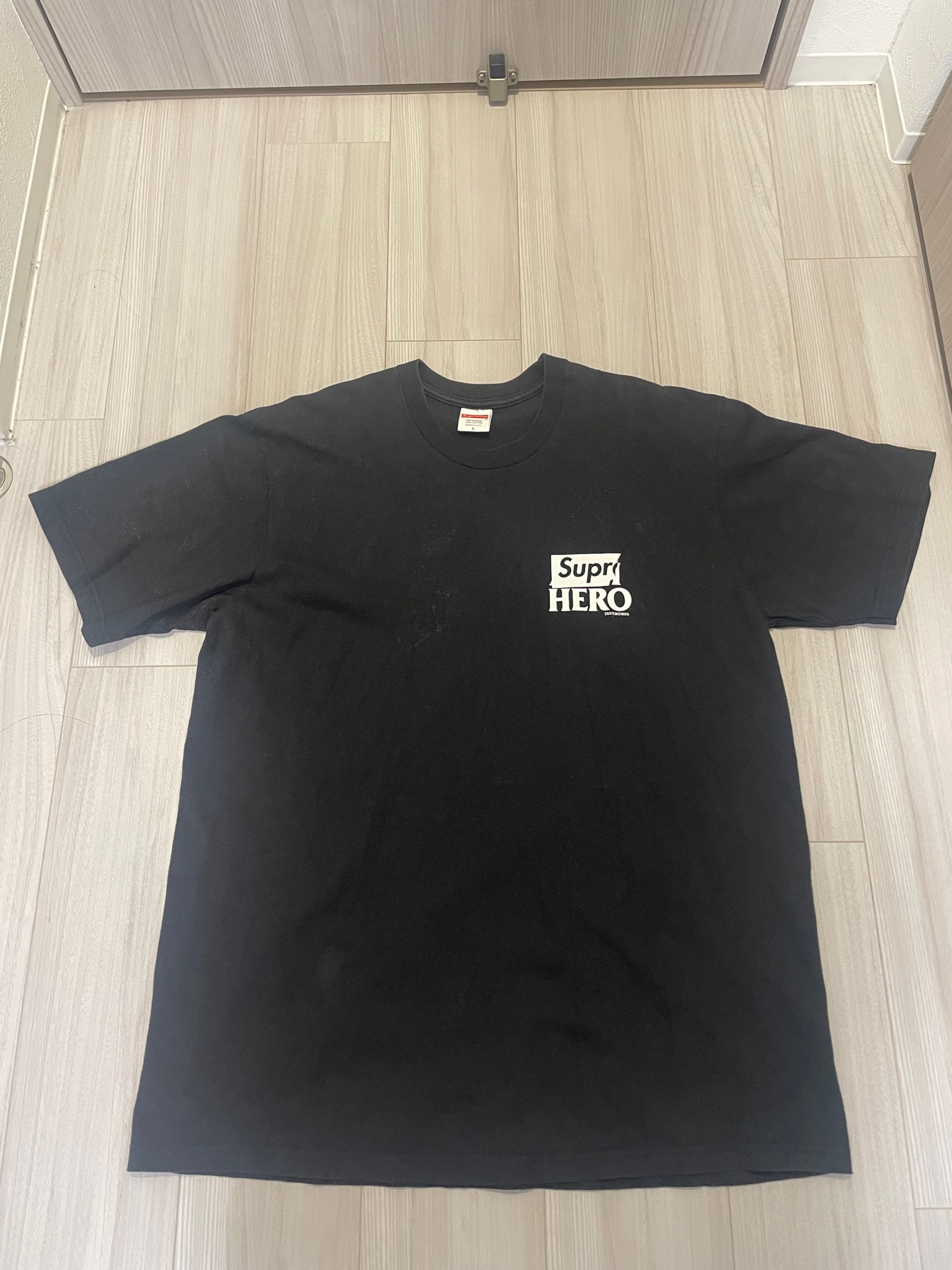 D (傷や汚れあり)】シュプリーム アンチヒーロー ドッグ Tシャツ