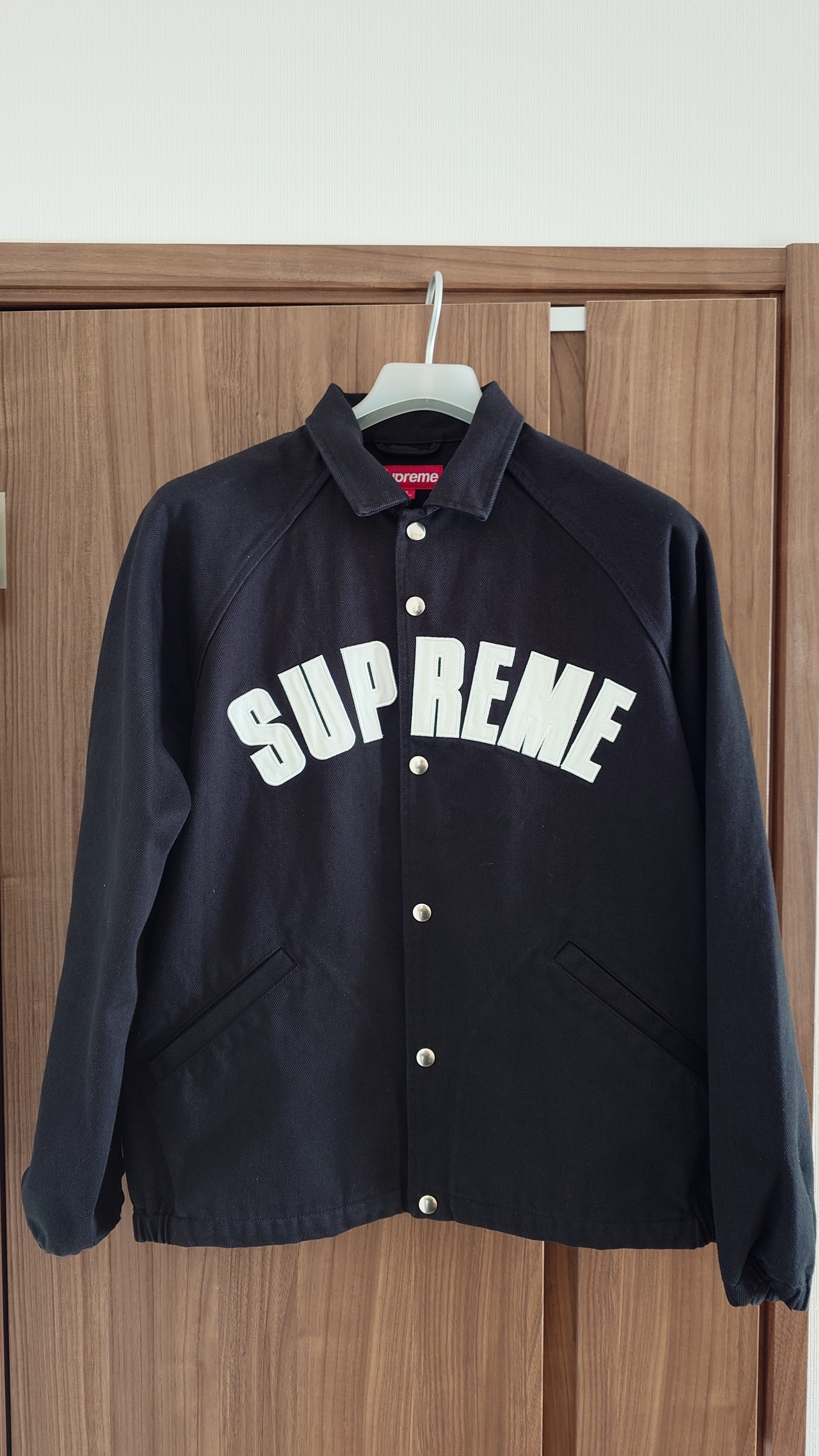 シュプリーム アーク デニム コーチ ジャケット "ブラック"