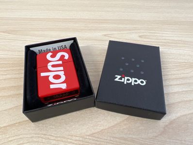 Supreme Logo Zippo® "Red"