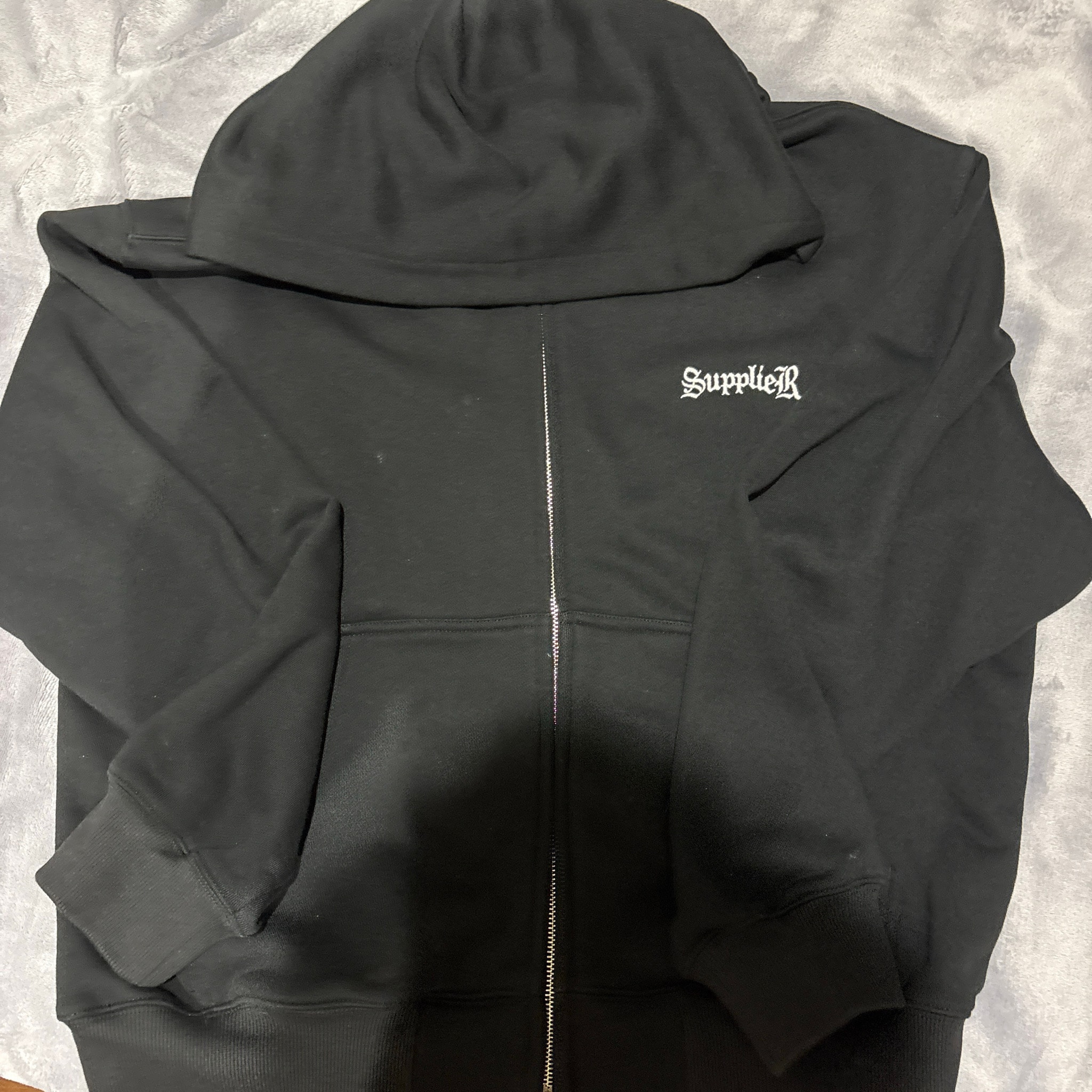 SUPPLIER Lightweight Cross Zip Hoodie "Black"