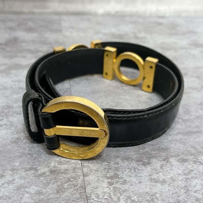 【Salvatore Ferragamo】サルヴァトーレフェラガモ ベルト ガンチーニ ブラック 黒 レザー ゴールド金具 サークルバックル ロゴデザイン