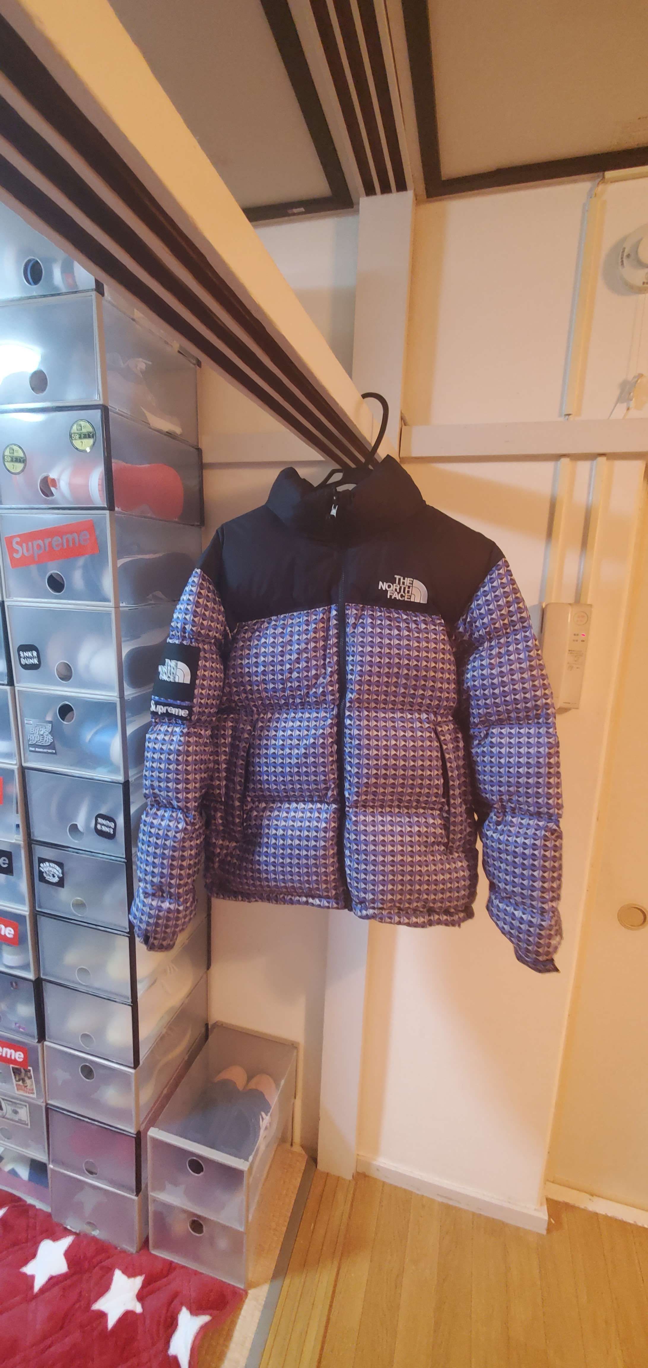 Supreme x The North Face Studded Nuptse Jacket "Royal"