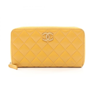 シャネル CHANEL マトラッセ ラウンド長財布 財布 ラムスキン(羊革) レディース イエロー系 【中古】