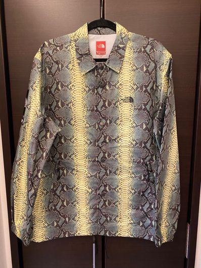 Supreme x The North Face Taped Seam Coaches Jacket "Green"