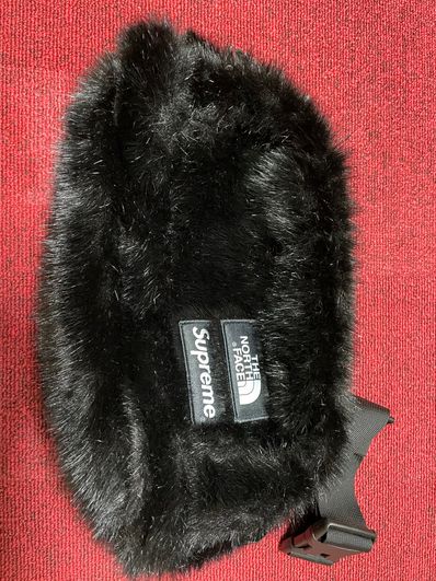 Supreme x The North Face Faux Fur Waist Bag "Black" NM82093I / NF0A5G87