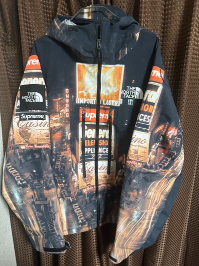 Supreme x The North Face Taped Seam Shell Jacket "Times square" NP52207I x NF0A82RK