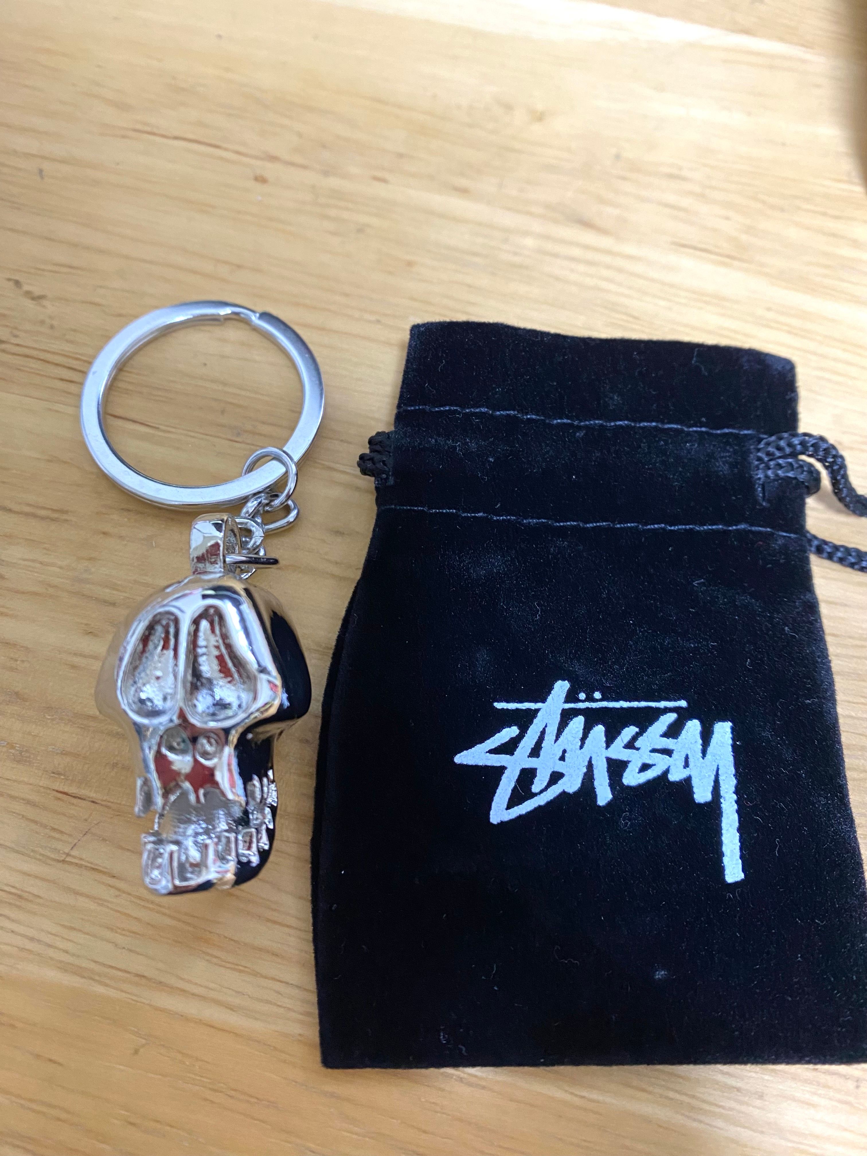 STUSSY Skull Keychain