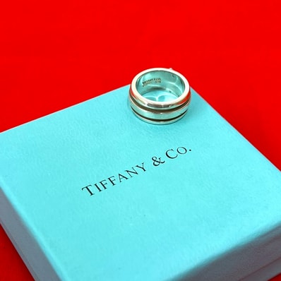 極 美品 TIFFANY&Co. ティファニー グルーブド ダブルラインリング 925 極 美品 TIFFANY&Co. ティファニー グルーブド ダブルラインリング 925