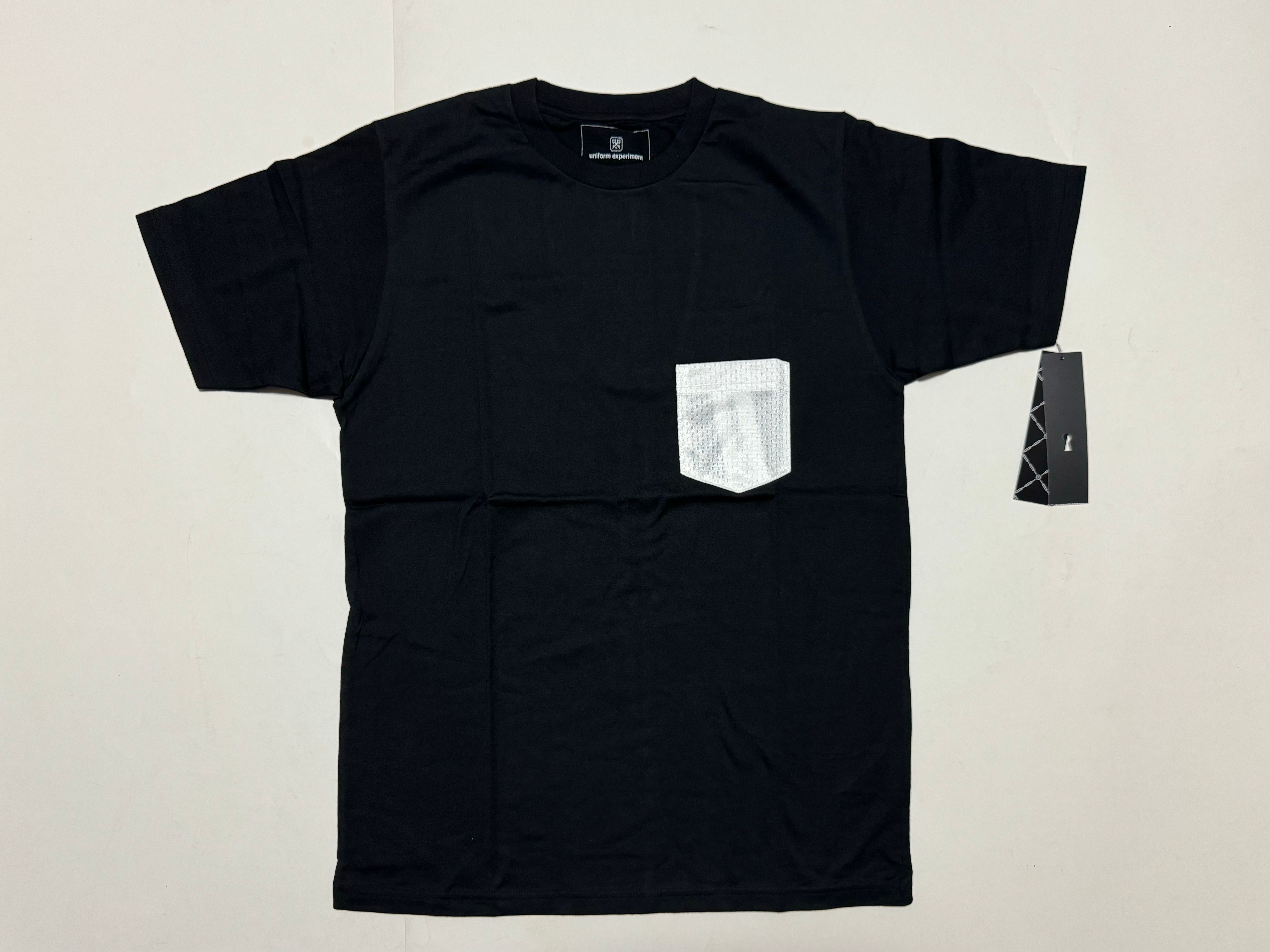 特価ユニフォームエクスペリメント黒白メッシュポケットTシャツ