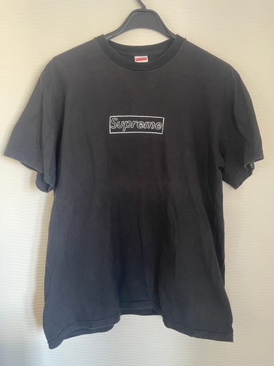 Supreme x KAWS Chalk Logo Tee "Black"