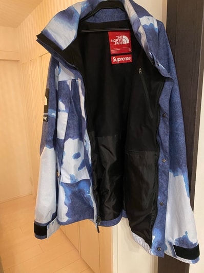 Supreme x The North Face Bleached Denim Print Mountain Jacket "Indigo"